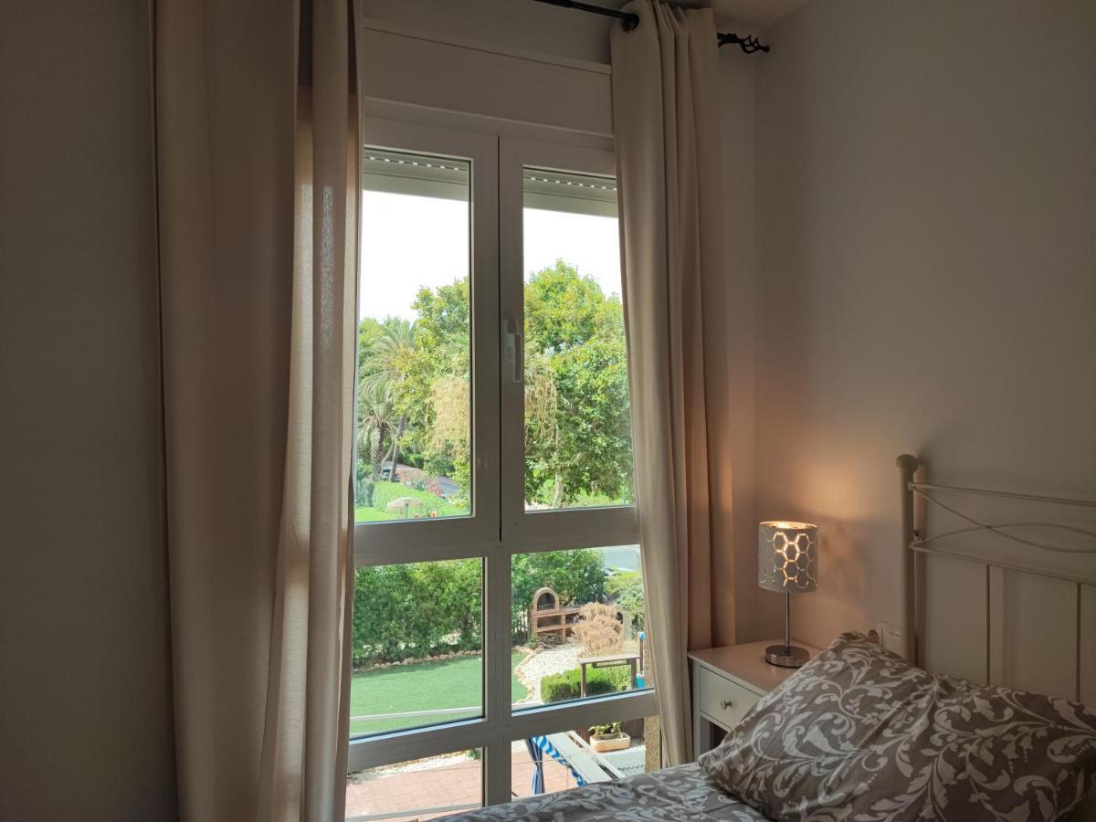 Casa Playa Guadalmar, Beautiful Apartment In Front Of The Sea, Wifi, Ac, Smart Tv, Private Parking Málaga Exteriör bild
