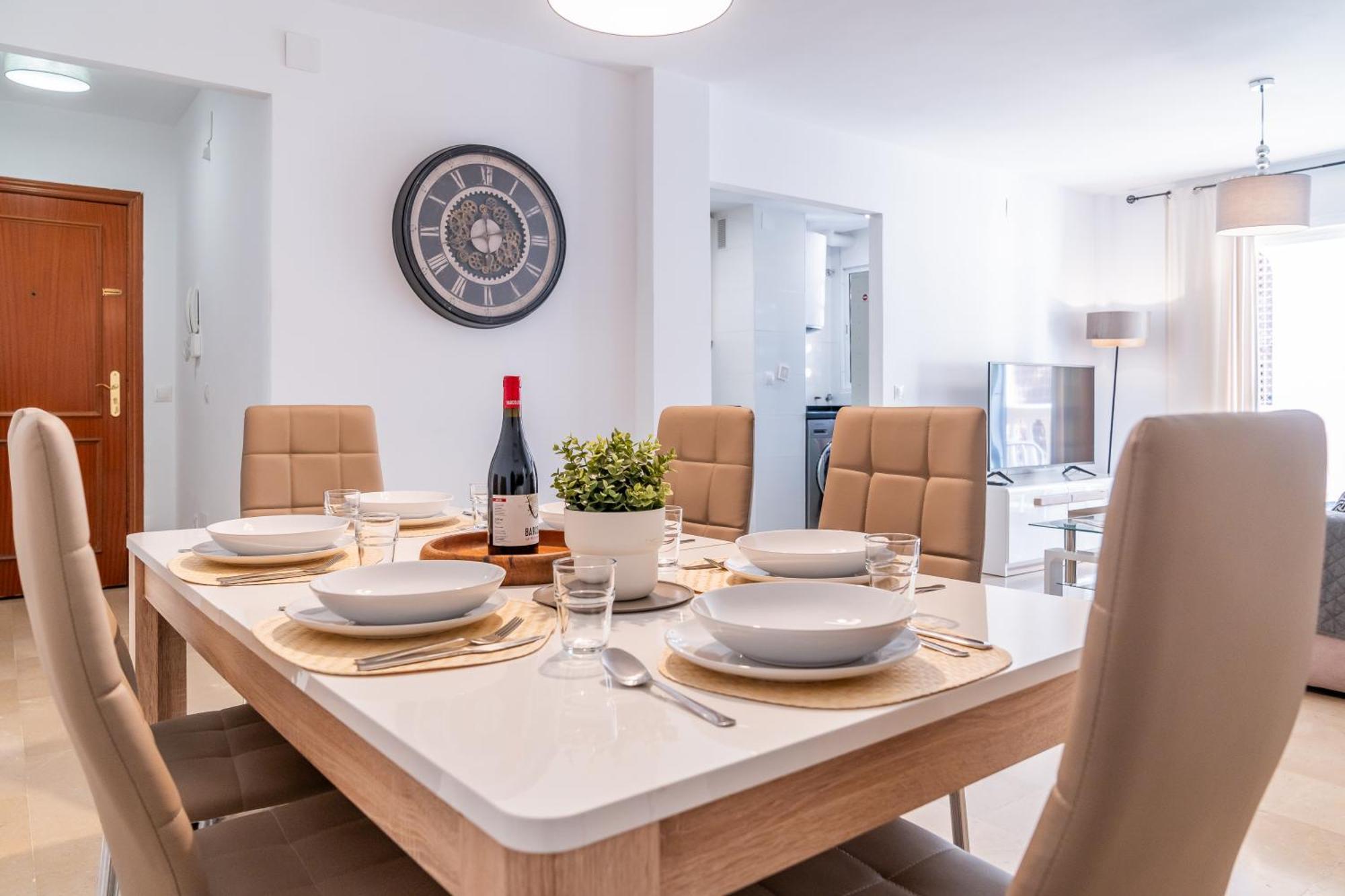 Casa Playa Guadalmar, Beautiful Apartment In Front Of The Sea, Wifi, Ac, Smart Tv, Private Parking Málaga Exteriör bild